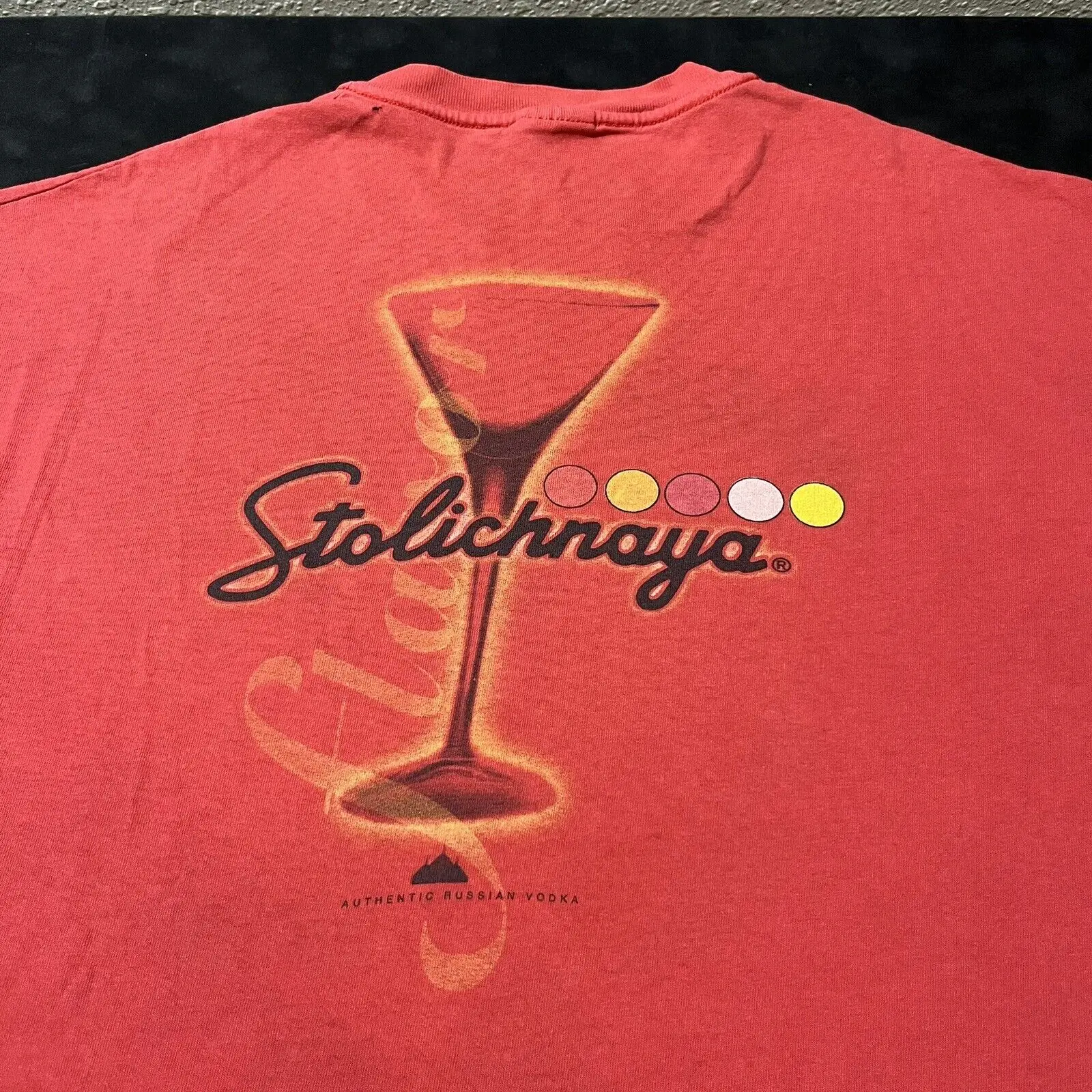 Vintage Stoli Russian Vodka Moscow T Shirt Burnout Sbronzo Sbiadito Rosso Martini Glass Maniche Lunghe O Corte