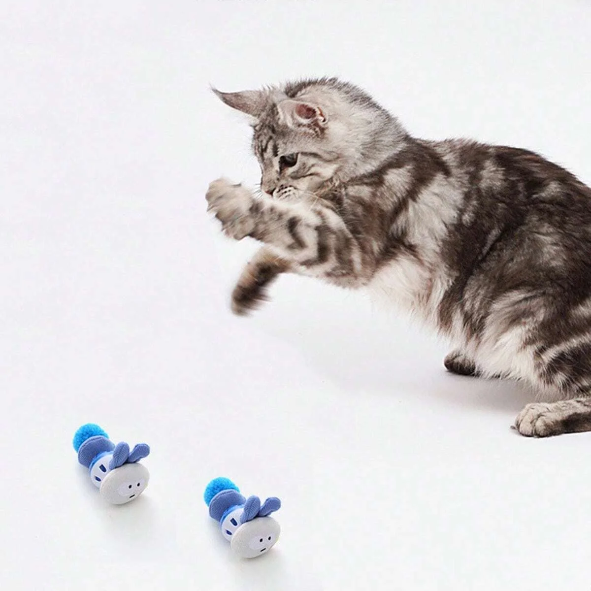 1pc-Cute plush bell ball caterpillar toy, suitable for cats to chew and grind their paws, fun and play with cats