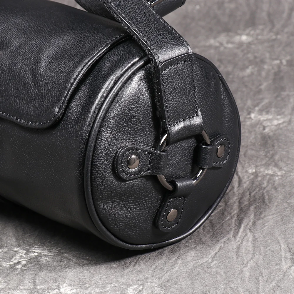 Luokir neue Herren Retro Leder zylindrische Tasche, modische Rindsleder Single Shoulder Diagonal Cross kleinen Rucksack – Detail 13