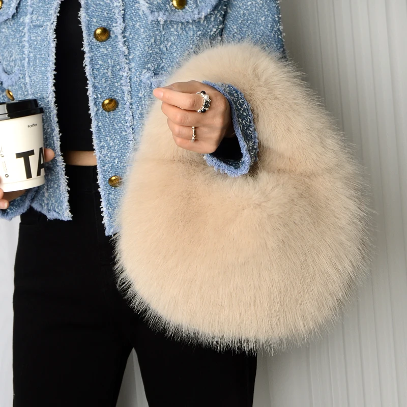 Autumn And Winter Fashion New Plush Shoulder Bag Simple Casual Versatile High-end Women Trendy Underarm Hobo Bags