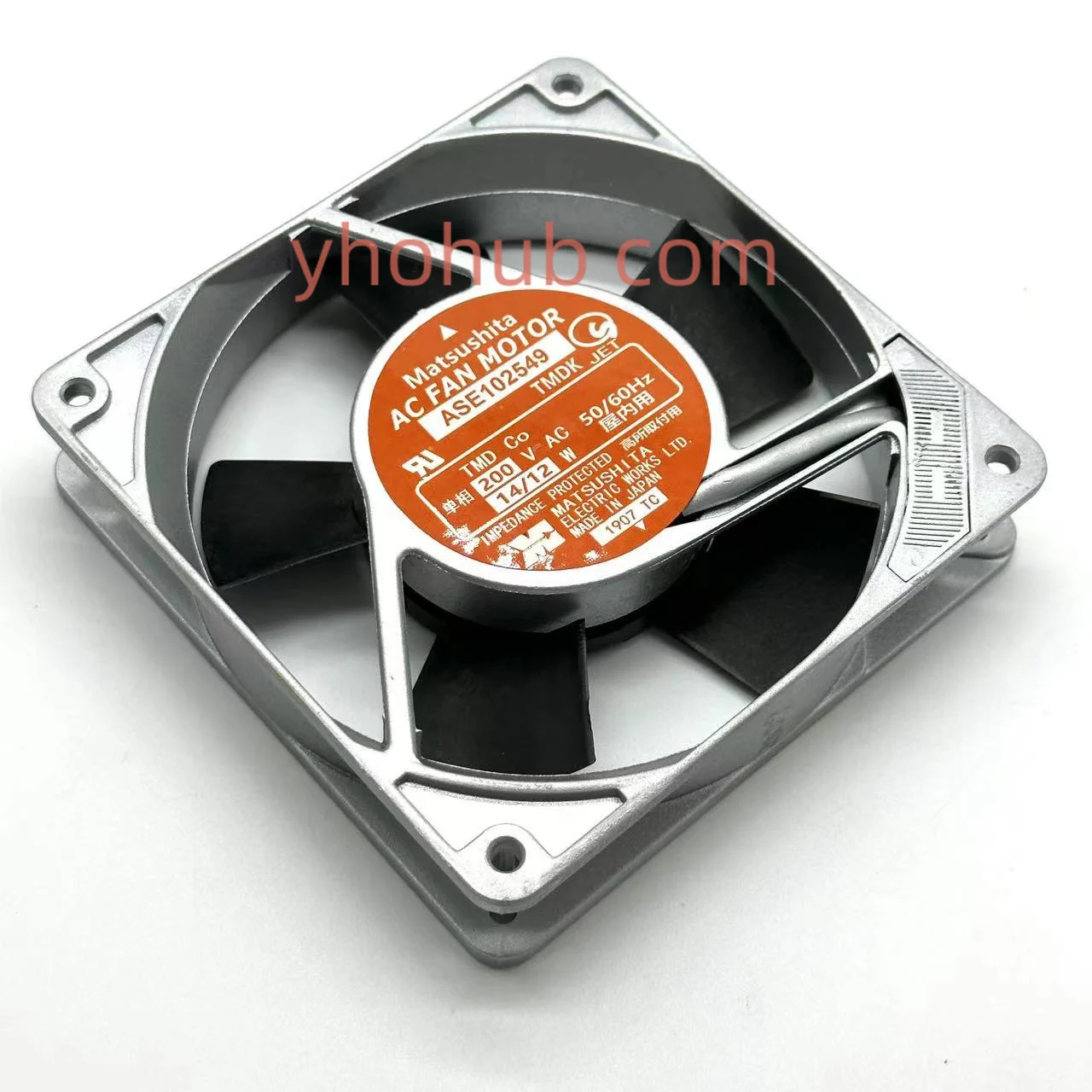 

Matsushita ASE102549 AC 200V 14W 120x120x25 мм вентилятор охлаждения сервера
