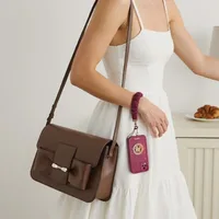 Lanière de téléphone portable en tissu Anti-perte, chaîne de téléphone portable pour femmes, Bracelet de poignet de haute qualité pour décoration de femmes 5
