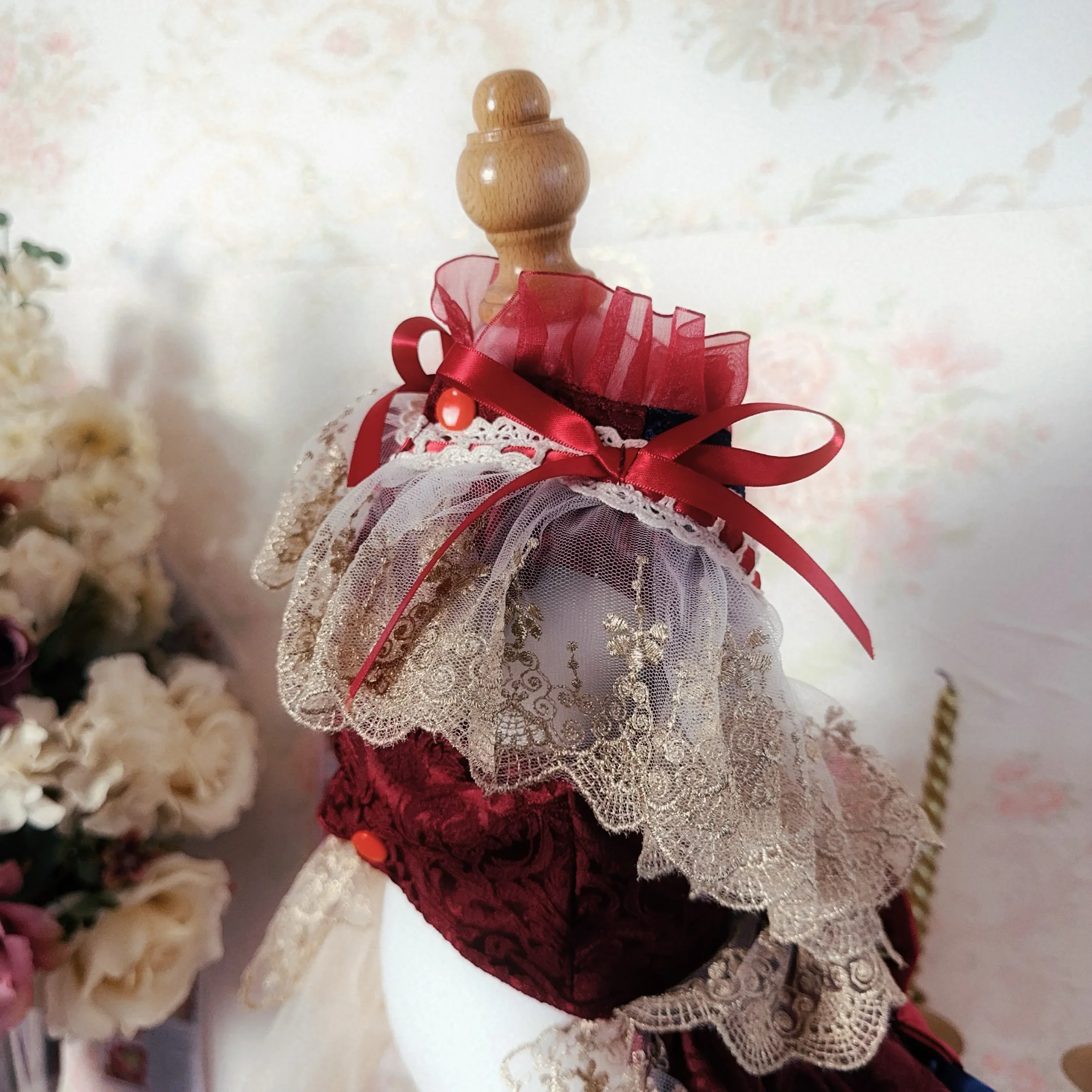 Luxury Palace Style Pet Dog Clothes Elegant Fashion Wine Red Flower Long  Tail Dresses For Small Medium Dog Fine Puppy Clothing