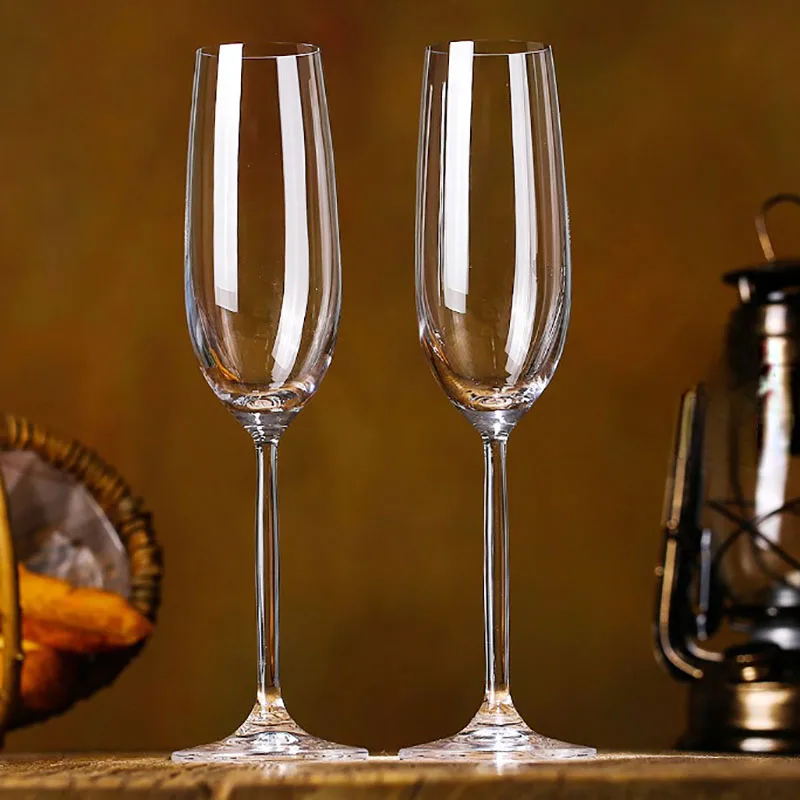 

French Style Red Wine Glasses Glasses for Champagne Luxury Crystal Cups Goblet Cup Cocktail Glass Wedding Couple Cup Barware