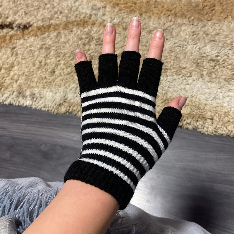 Half Finger Gloves Fingerless Gloves Fingerless Gym Gloves Fingerless Compression Gloves Cotton Gloves Warm Gloves Sports Gloves Gym Gloves 1Pair Unisex Black Stripes Half Finger Wool Knit Wrist Gloves Winter Warm Men Workout