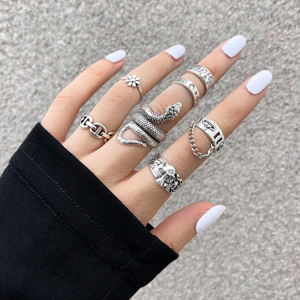 7 Pcs/Set Rings Boho Serpent Butterfly Flower Mushroom Chain Couple Rings For Women Jewelry Retro Rings Wholesale