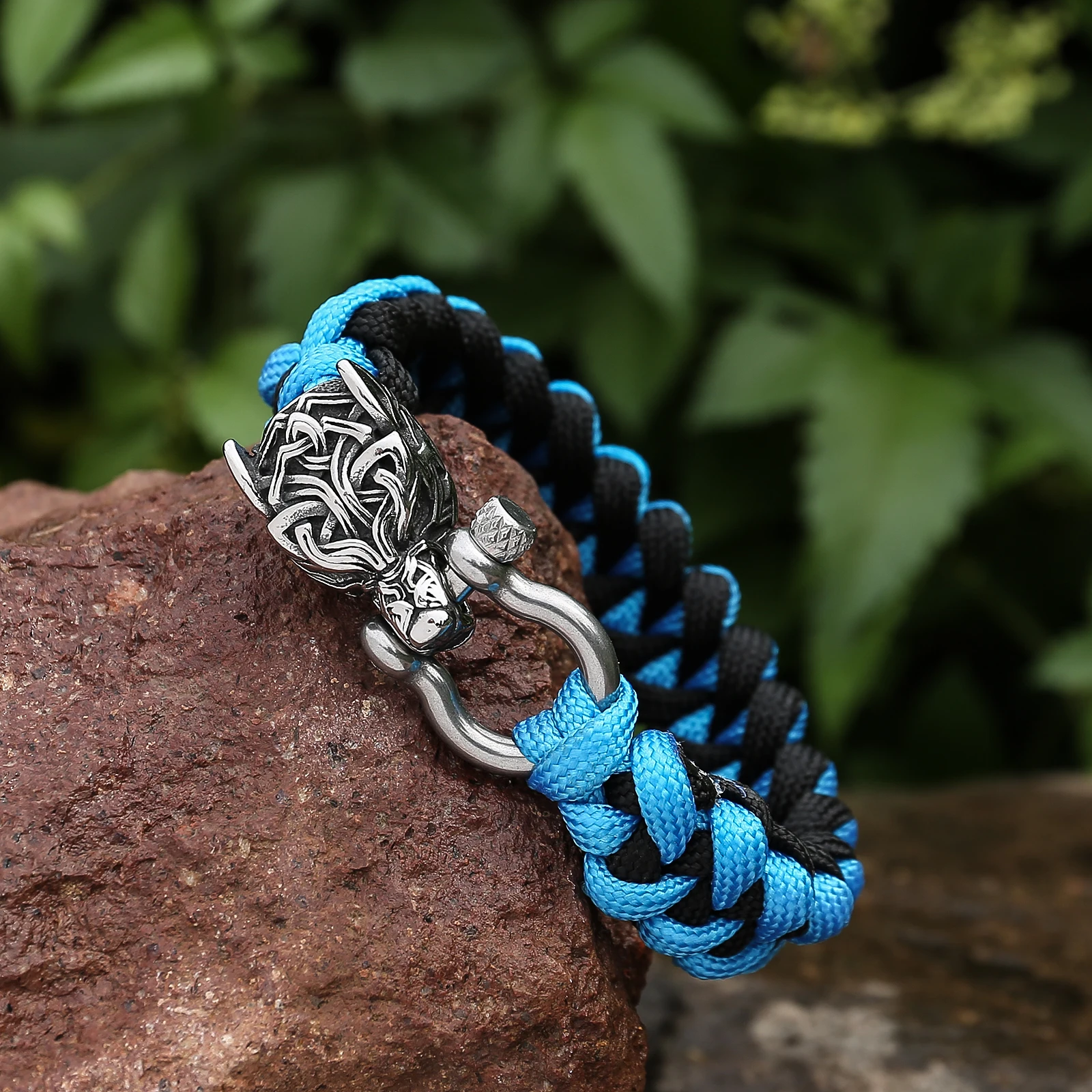 Handmade Paracord Wolf Head Bracelet Gift For Men