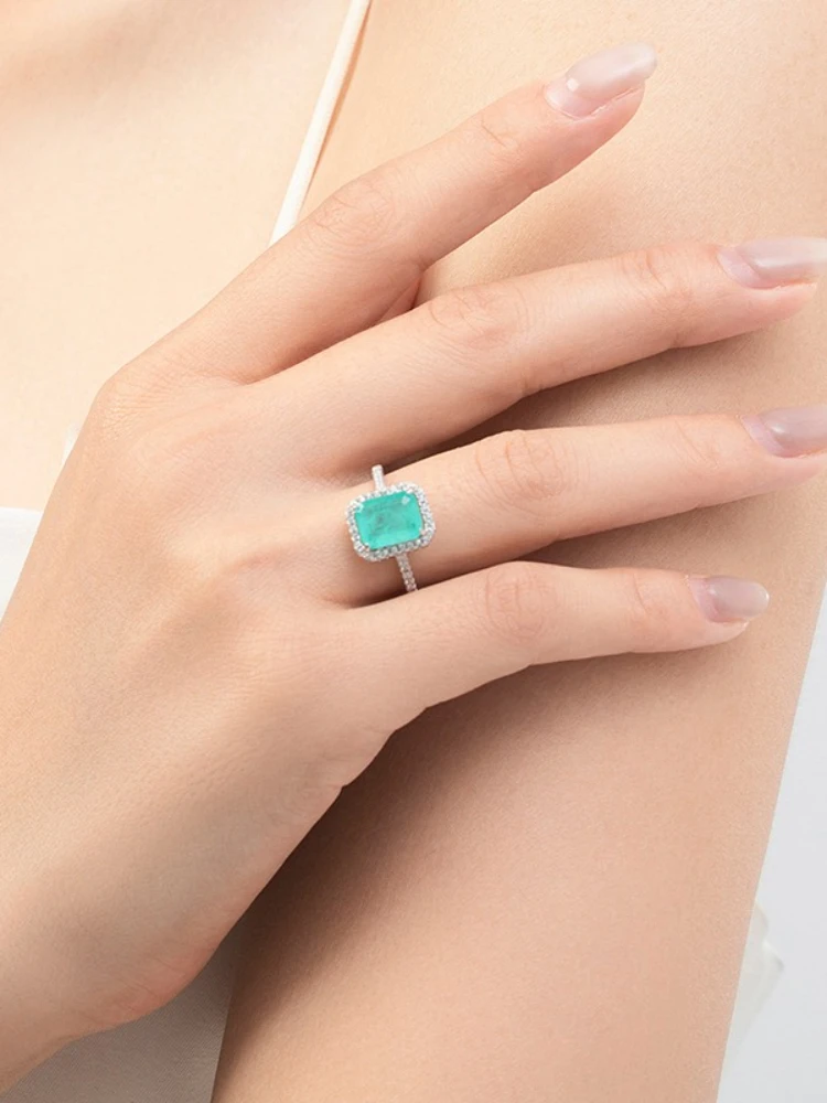 Elegant Green Gemstone Square Ring in Sterling Silver for Women - Luxury Engagement and Wedding Jewelry