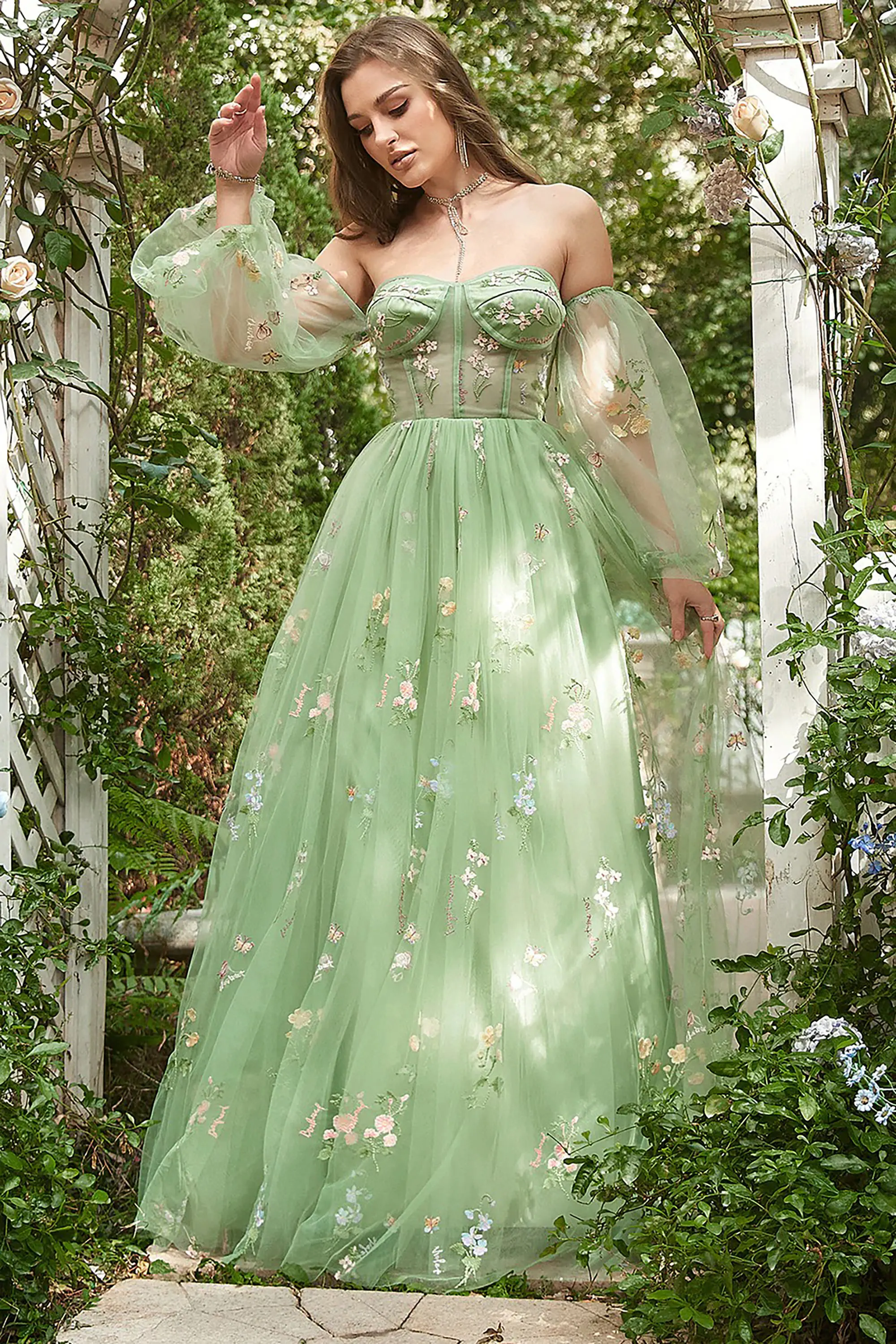 Green Fairy Embroidery Prom Dress Long Sleeve Sweetheart Floor