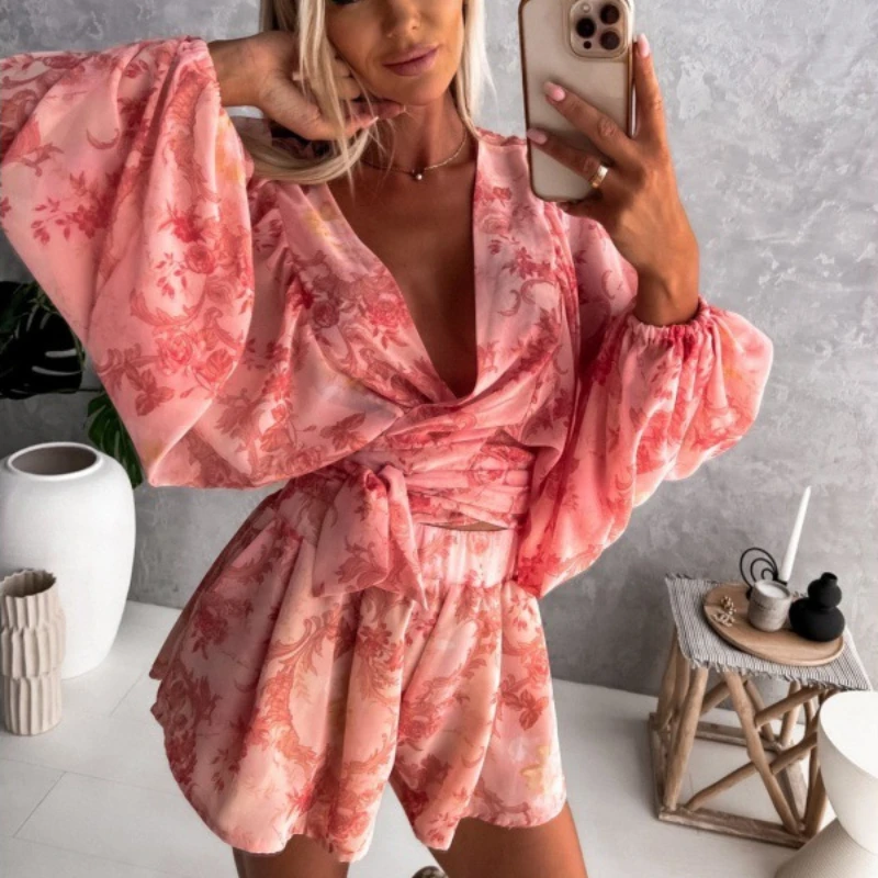 

Комбинезон женский с глубоким V-образным вырезом, пикантный Повседневный пляжный костюм в стиле бохо для отпуска, модный ромпер с рукавами-фонариками и принтом, шорты, на лето