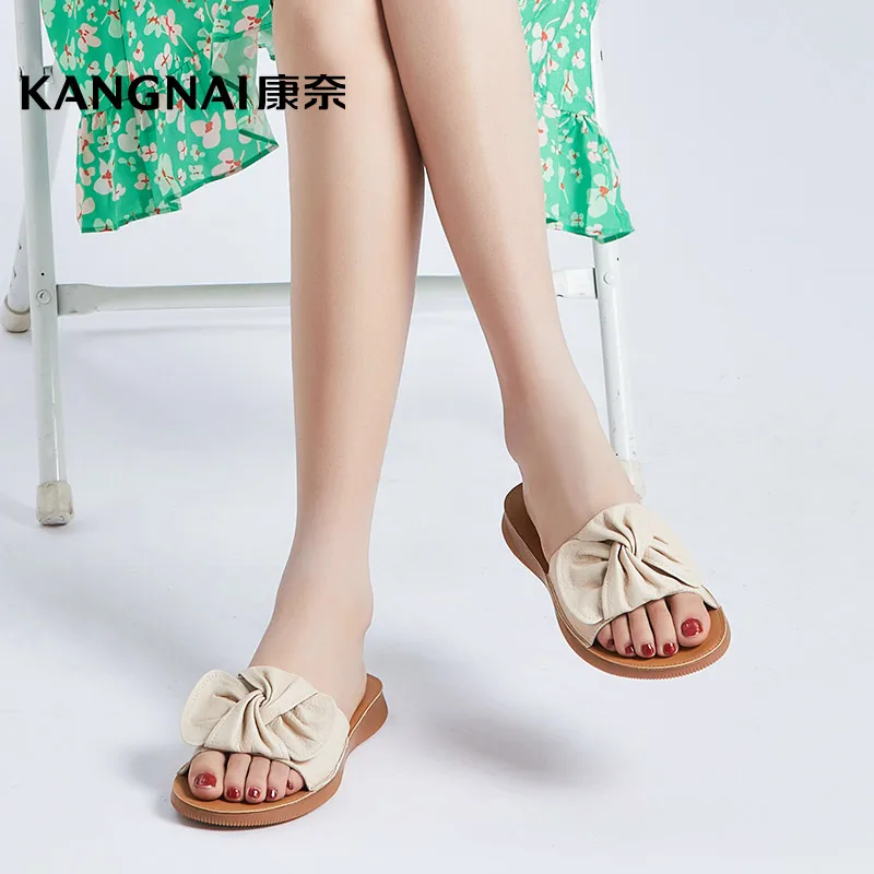 

Kangnai Summer Slippers Women Cow Leather Flats Pleated Bow-Knot Open Toe Slides Casual Ladies Beach Shoes