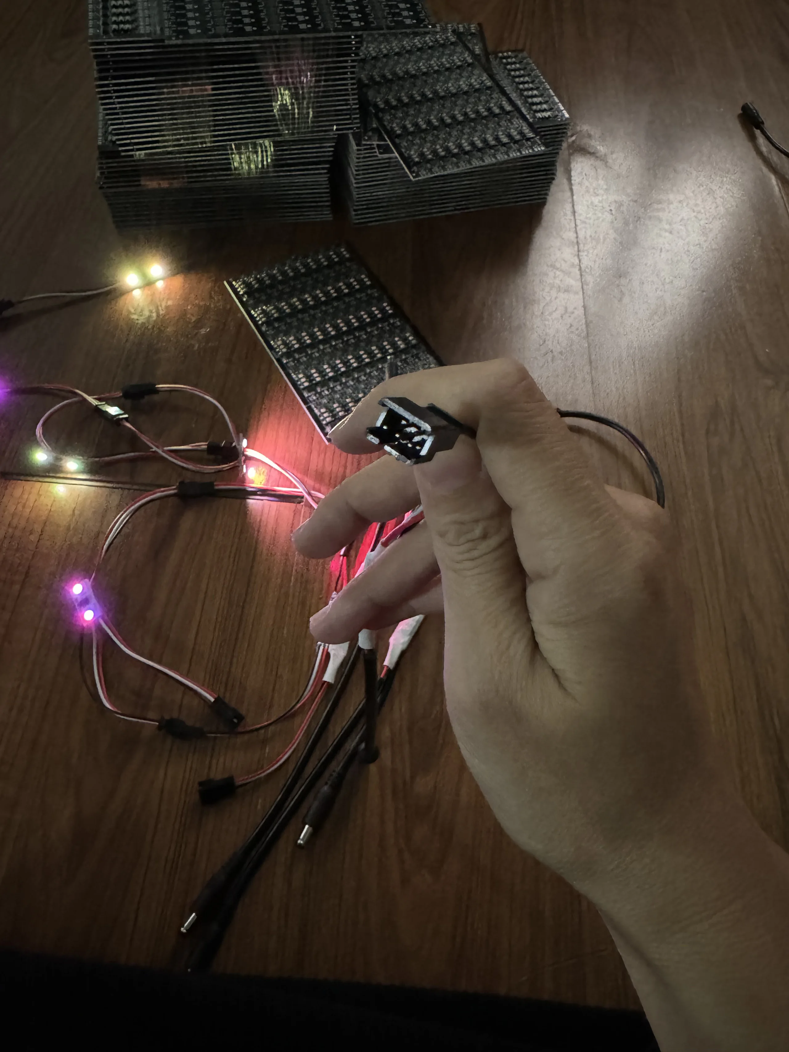 LED controller for LED flying kites with more than 120 flashing way 3