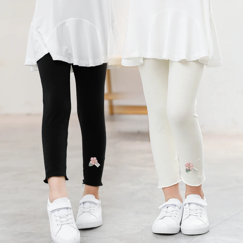 Summer Girls Pants Leggings Modal Cotton Bottoms Knee Medium-length Pants  Solid Color Ruffles Legging for
