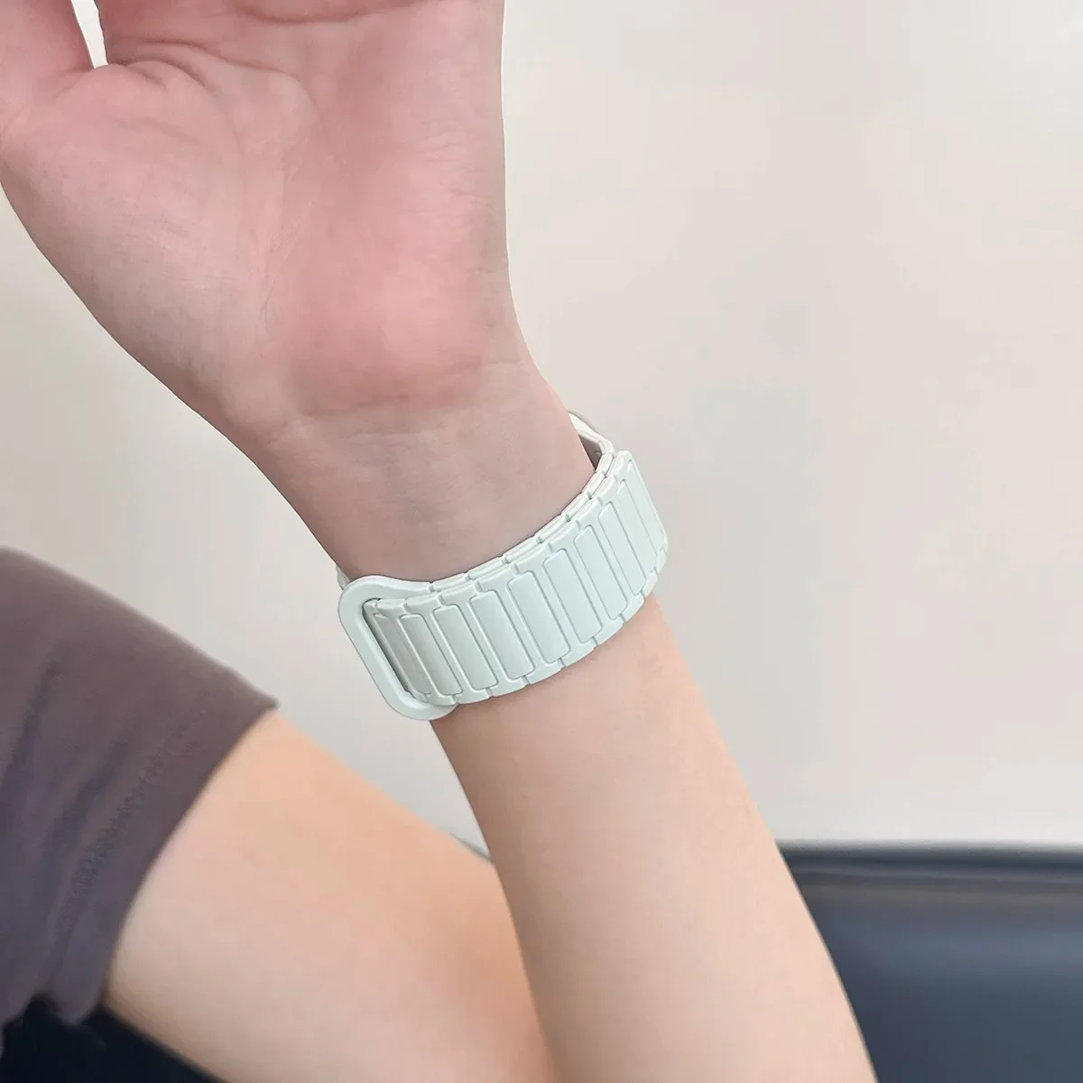 Magnetic Silicone Strap