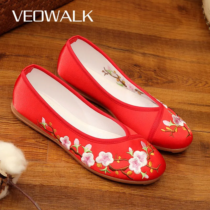 

Veowalk Peach Flower Embroidered Women Canvas Ballet Flats Ladies Casual Comfort Slip-on Ballerinas Chinese Hanfu Cosplay Shoes