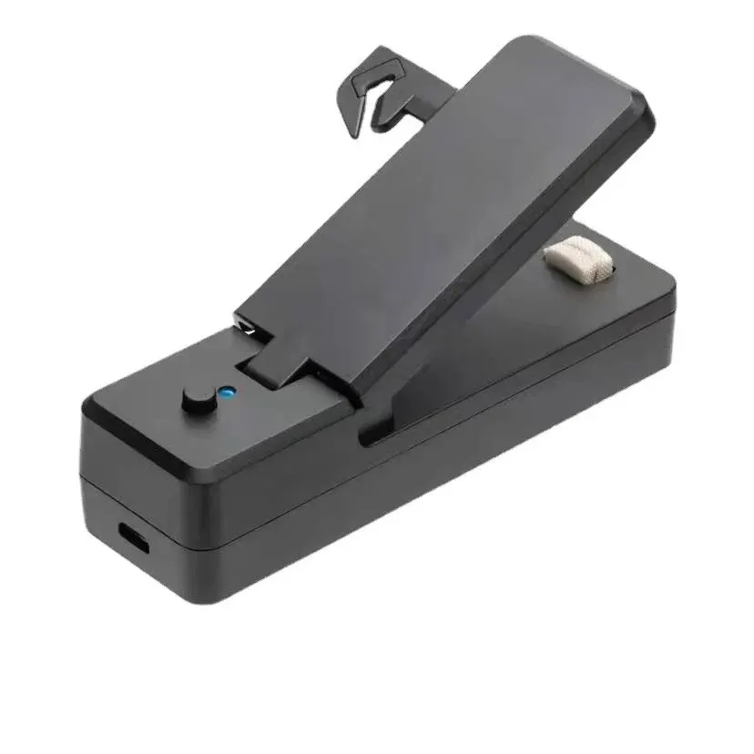 Household Charging Sealing Clip Kitchen Storage and Preservation Device Portable Small Moisture-proof 1pc bread bag clips kitchen bag clips sealing clips storage bag clips bag clips