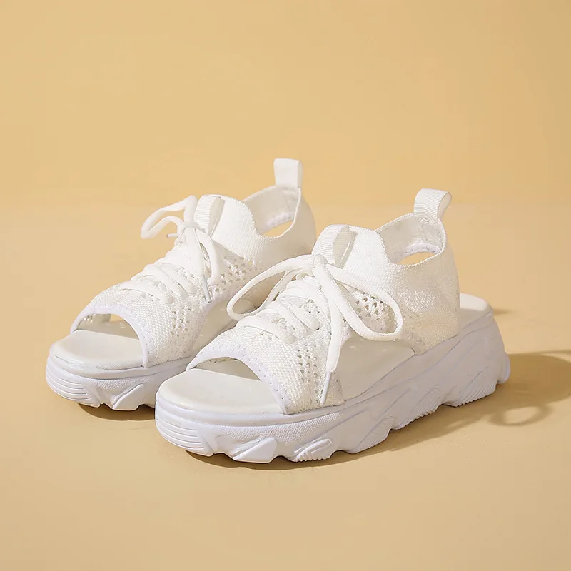 صنادل شبكية قابلة للتنفس