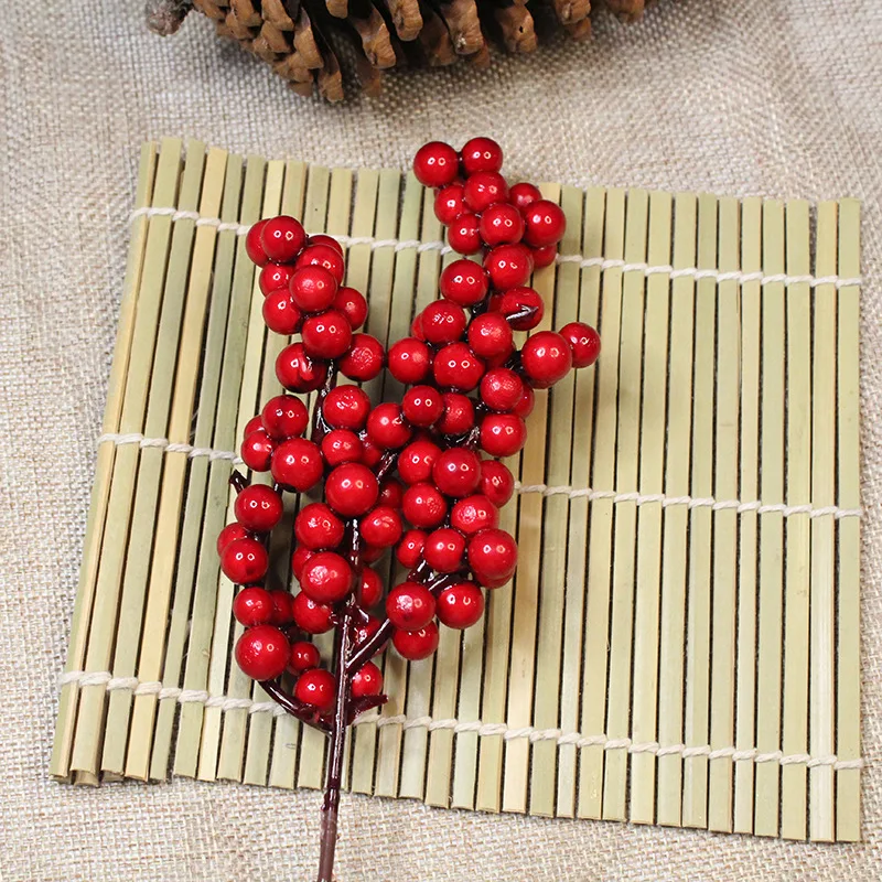 Artificial Berries Christmas Decoration Red Berry Branches for Xmas Tree Party Home Table Ornaments Red Fruit Wreath DIY Gift