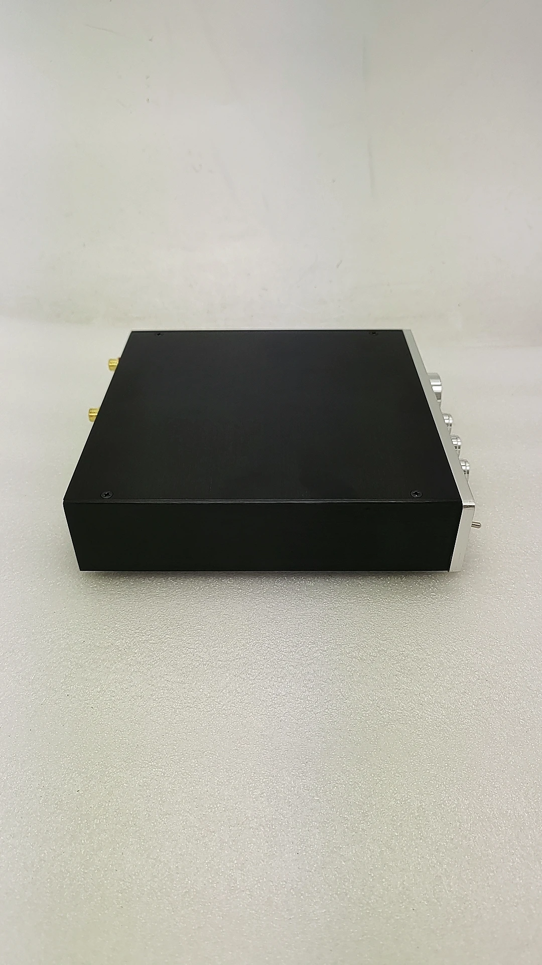 영국 NAD3020 회로 HIFI DIY 스테레오 디스크리트 톤 프리앰프를 참조하세요.