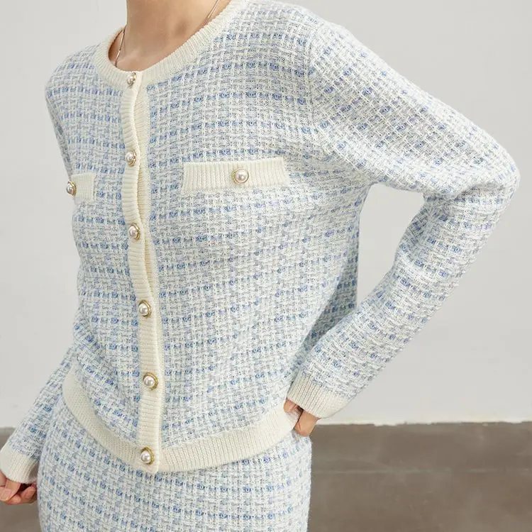 

French Celebrity 2023 Early Autumn New Wool Knitted Cardigan Women's Checkered Colored Short Cardigan Coat Women FL3215