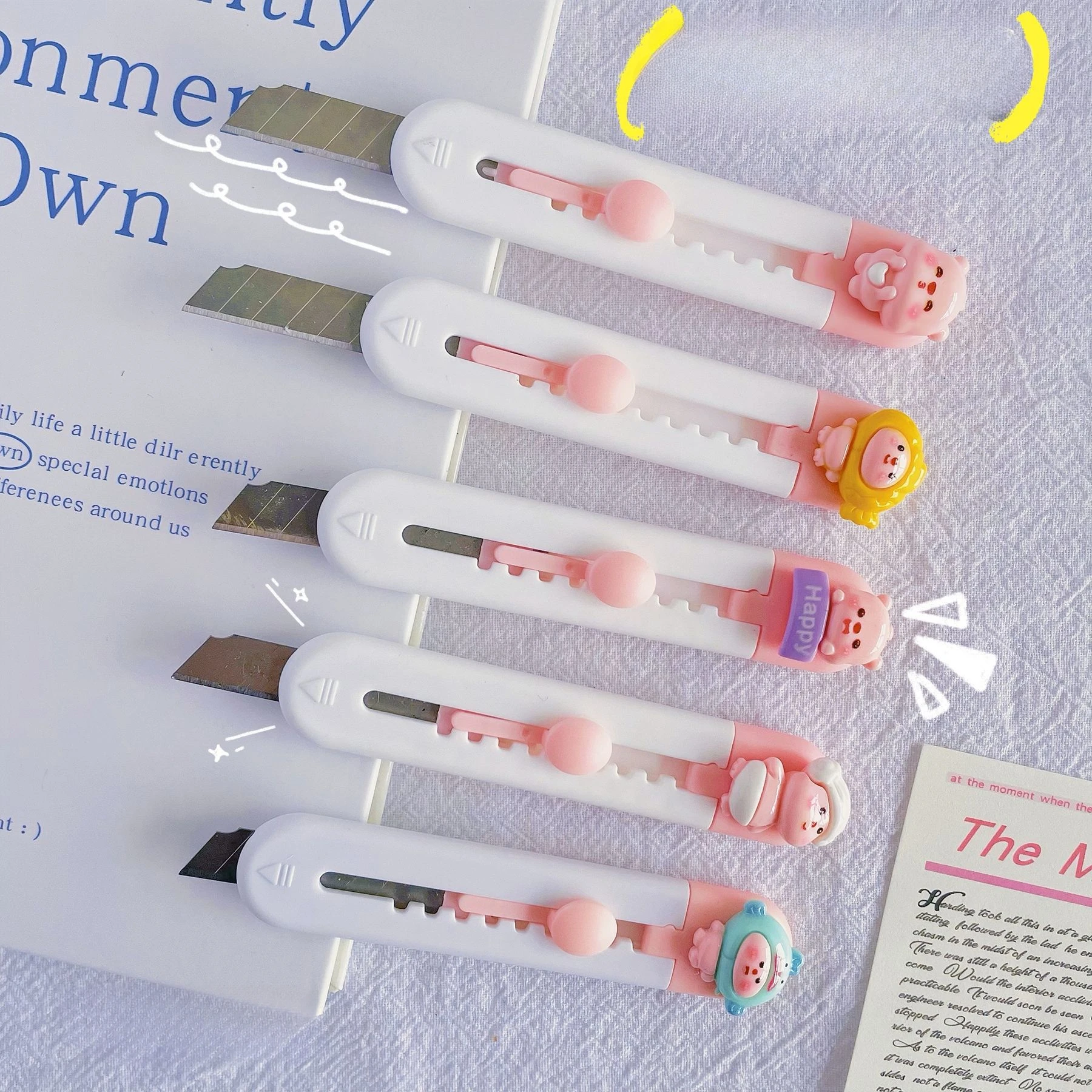 Mail Opener Utility Knife Unboxing Knife Pocket Folding Knife Craft Cutting Knife 1pc Cute Cartoon Letter Opener Portable Mini Stationery Tool for Students and Office Workers