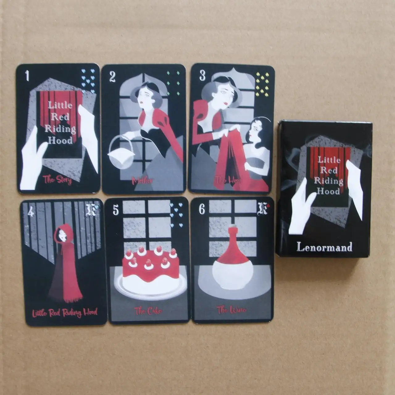 

Little Red Riding Hood Lenormand Cards 9*5cm