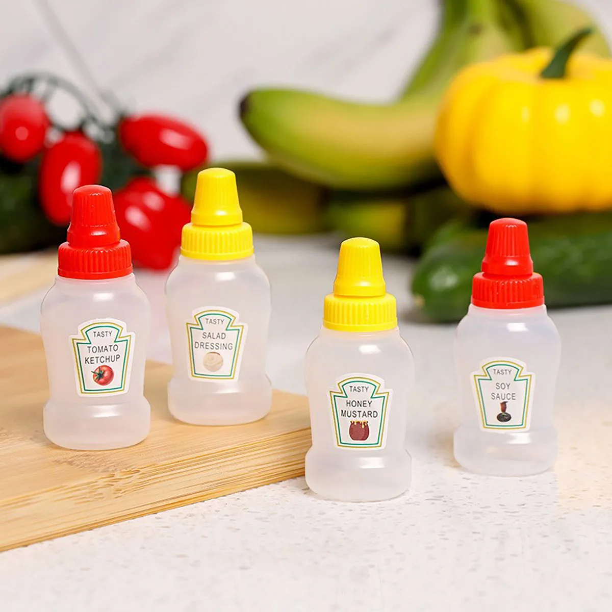 Seasoning squeeze bottle 4-piece mini tomato sauce 25ml plastic portable container for adults offices