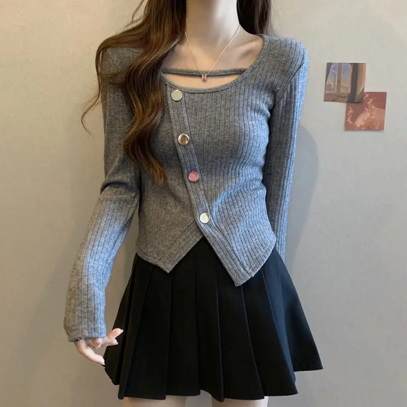 

Women Pullover Sweater Cutout Neck Knitted Coat Split Hem Button Decoration Front Long Sleeve Knitwear Fall Spring Knitting Tops