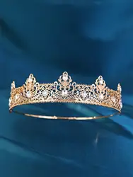Men's Royal Crown for Celebrations and Special Occasions (Gold)