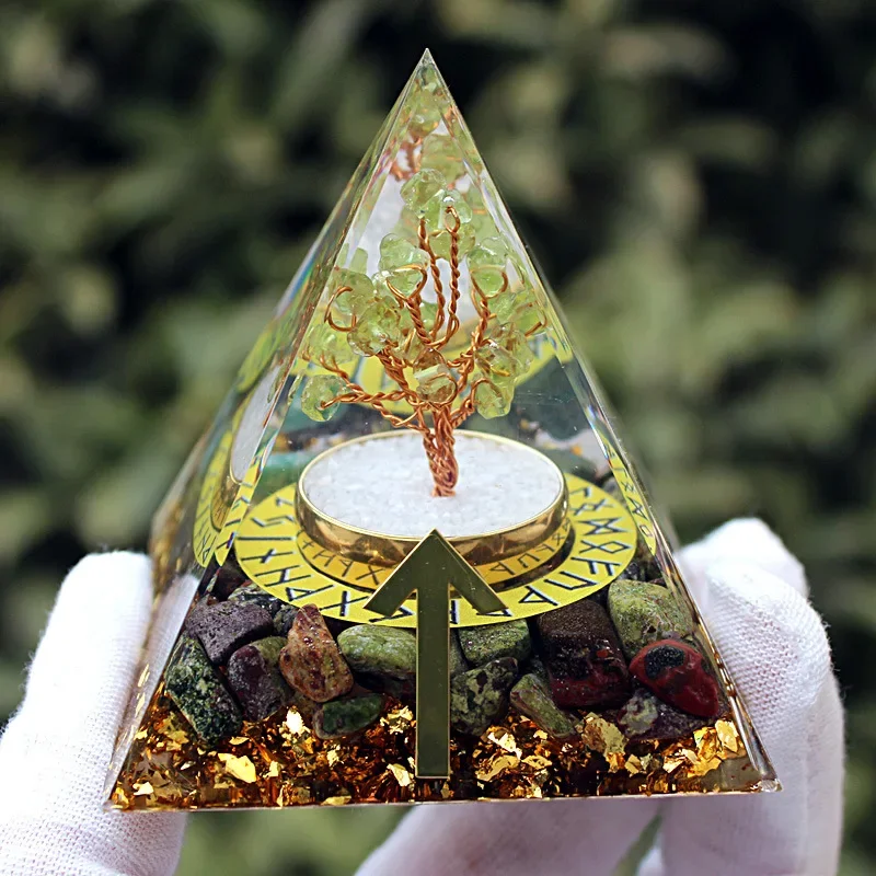 

Lun Rune Crystal Tree Crystal Crushed Stone Pyramid Ornaments Resin Drop Glue Home Handicrafts