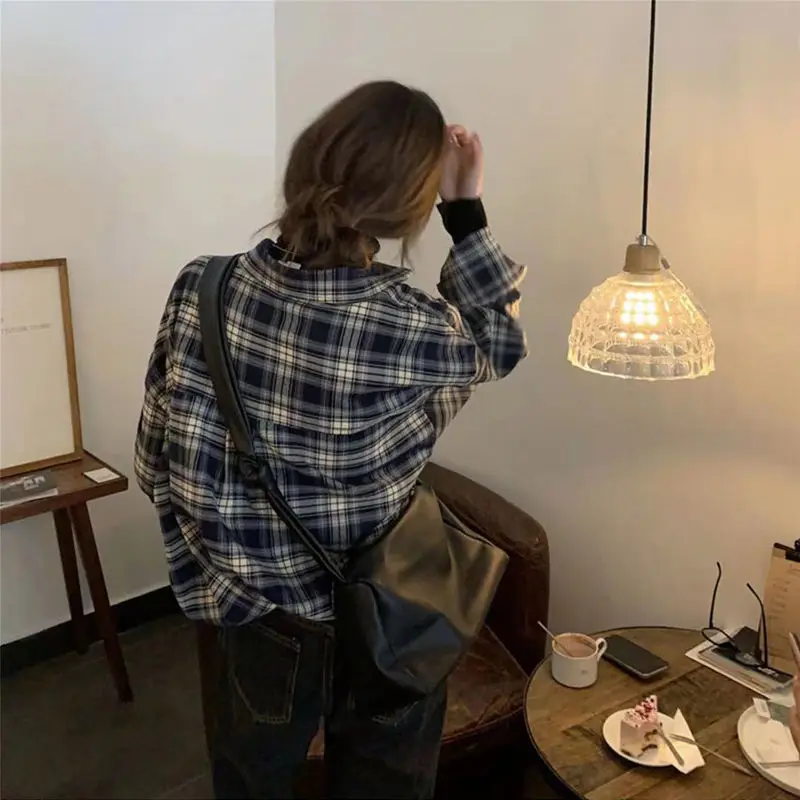 Spring Autumn New Plaid Long Sleeve Shirt Women High Street Casual Loose Button Cardigan Korean Style Pockets All-match Tops