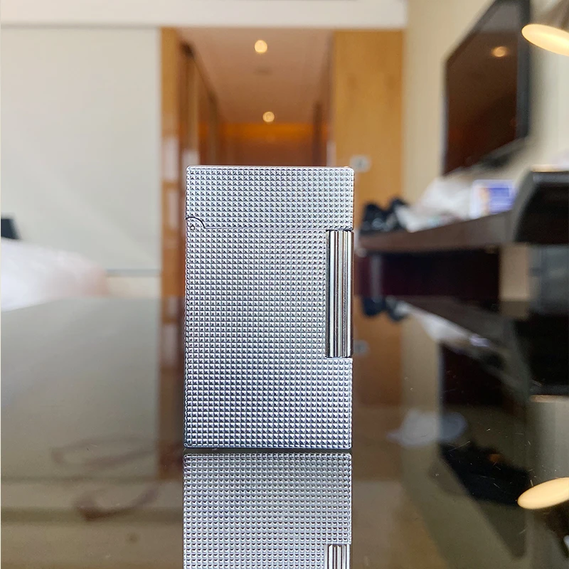 

New Memorial Metal Drawing Vertical Stripes Luxury Tobacco Lighters Ping Sound Natural Lacquer Cigarette Smoking Butane Lighters