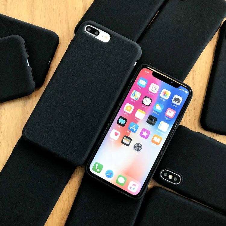 Chic Two-Tone Matte Phone Case - Sleek White & Black Design