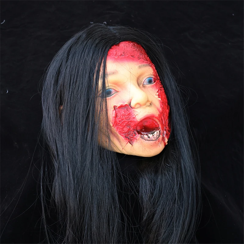 

Haunted House Prank Props Scary Female Ghost Head Bloody Rotten Zombie Severed Head Halloween Party Decoration