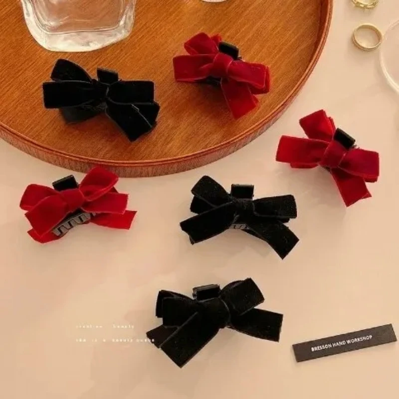 2pcs Black Bow Small Grab Clip Women's Autumn And Winter Vintage Velvet Bangle Clip Hair Style Princess Hair Headwear hair clips