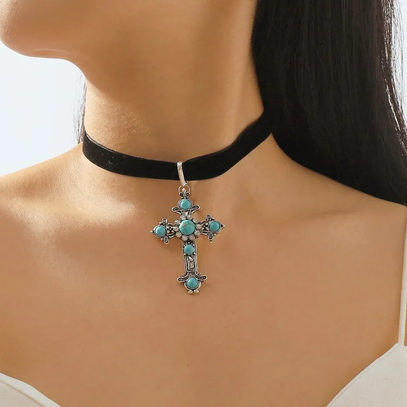 

Gothic Punk Style Cross Women's Necklace Exaggerated Luxurious Fabric Belt Club Party Collar Collarbone Chain For Women Jewelry