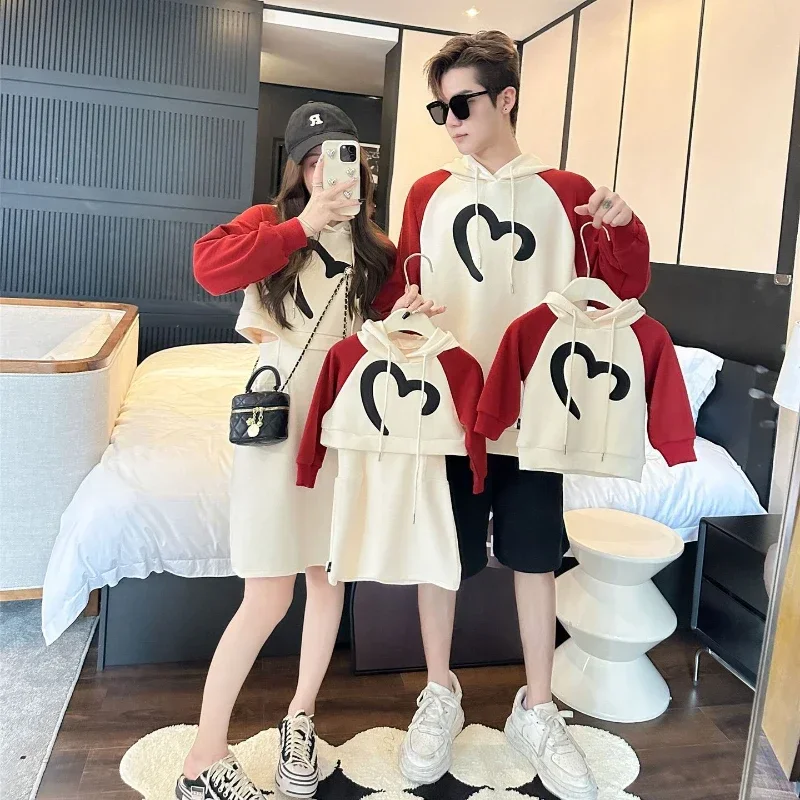 

Family Winter Autumn Clothing Korean Fashion Mom Girl Daughter Dress Dad Son Kids Matching Same Hooded Sweatshirt Baby Romper