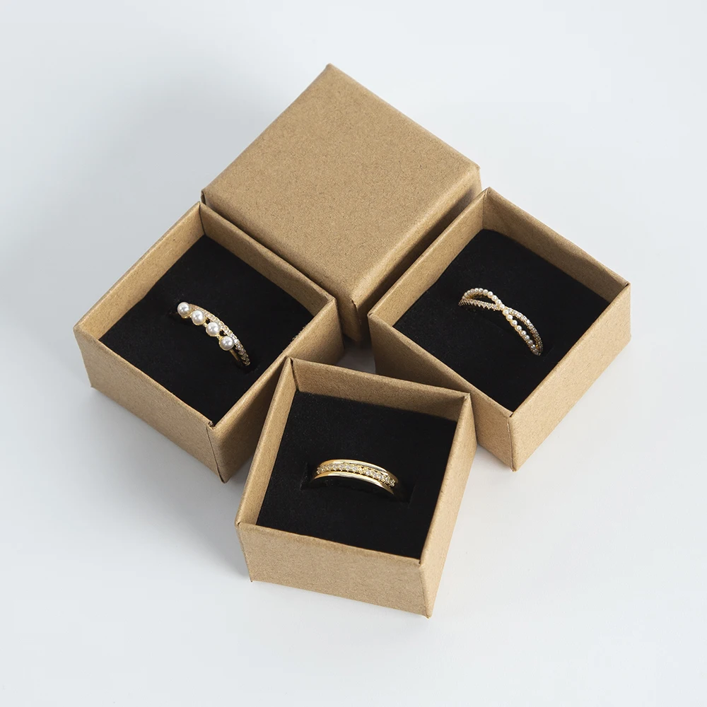 100pcs Rings Jewelry Box 4*4*3cm Kraft Gift Cardboard Boxes for Ring Necklace Earring Women Jewelry Packaging with Sponge Inside