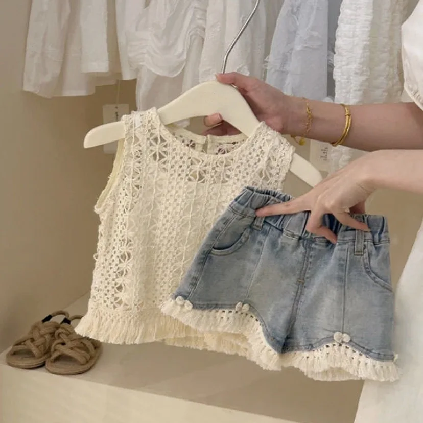 

Одежда для девочек, костюмы для детей, Новинка весна-лето 2024, модный топ и брюки, Простой повседневный комплект из двух предметов, одежда для детей