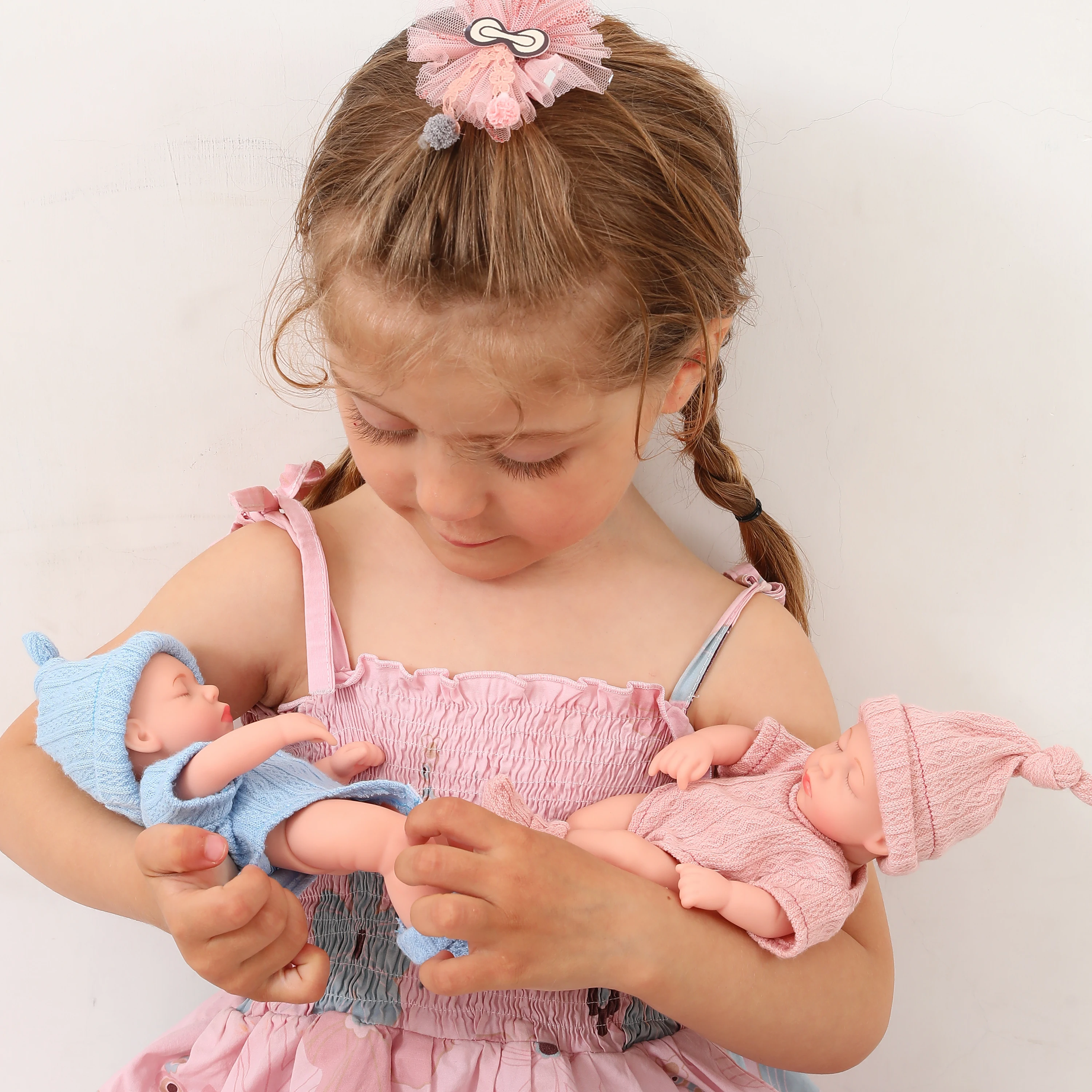 Petite poupée bébé reborn - 35 cm - Robe & bandeau bleu - Silicone souple  