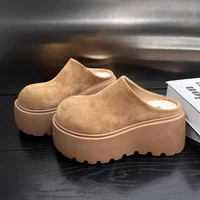 Mules compensées en daim pour femme, bout rond, semelle épaisse, doublure en coton, sabots chauds, mules décontractées à talon compensé, chaussures rehaussantes 6