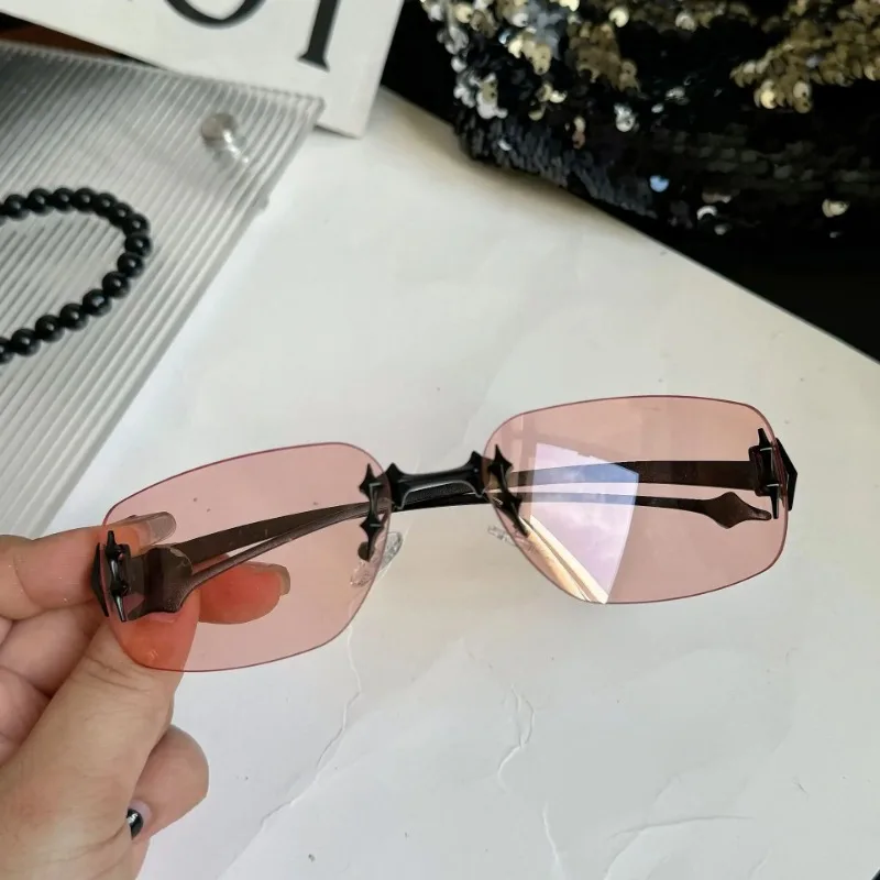 Y2K Vintage Rimless Square Sunglasses Women For Men Luxury Brand Designer Sun Glasses Punk Popular Hip Hop Rivet Star Shades UV