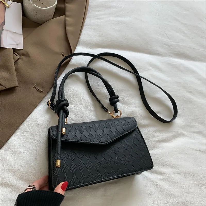 New Autumn Fashion Korean Version One Shoulder Texture Small Bag Women's Crossbody One Shoulder Bag Handbag Small Square Bag