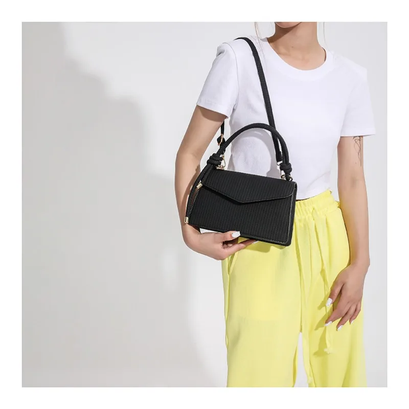 High-grade Fashion Crossbody Bag Female New Fashion Portable Online Celebrity Shoulder Slung Small Bag Luxury Brand Shoulder
