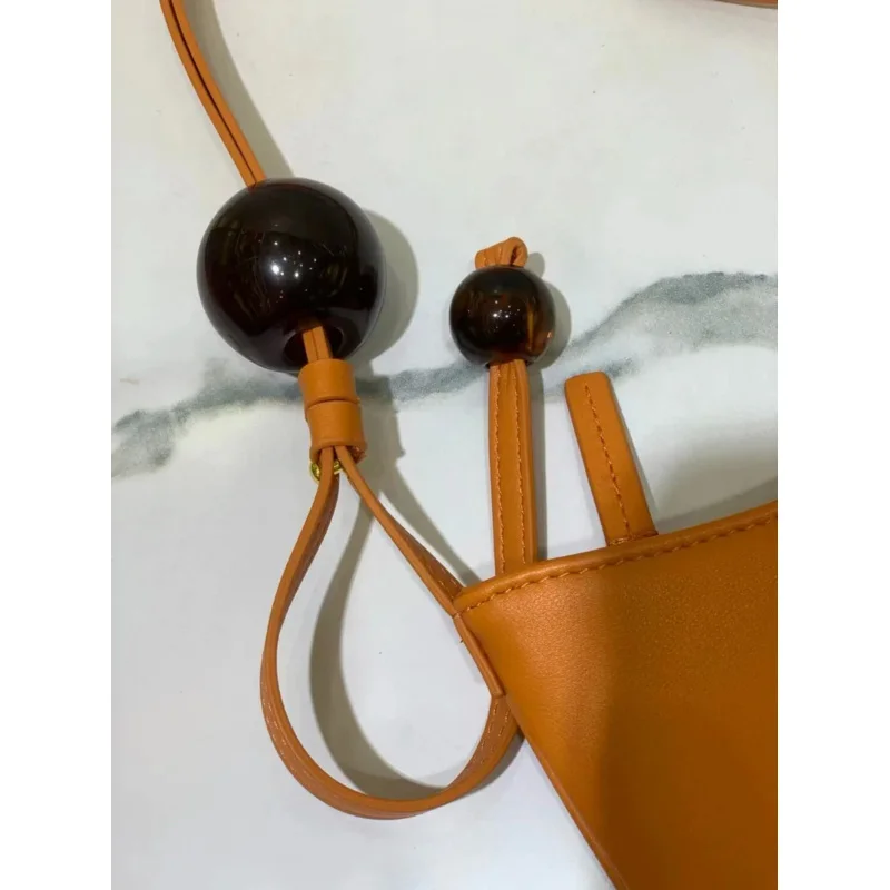 Korean Minority Designer Luxury Armpit Shoulder Bags Commuter Elegant All-match Handbags Female Purse 2024 New Bolsos Mujer