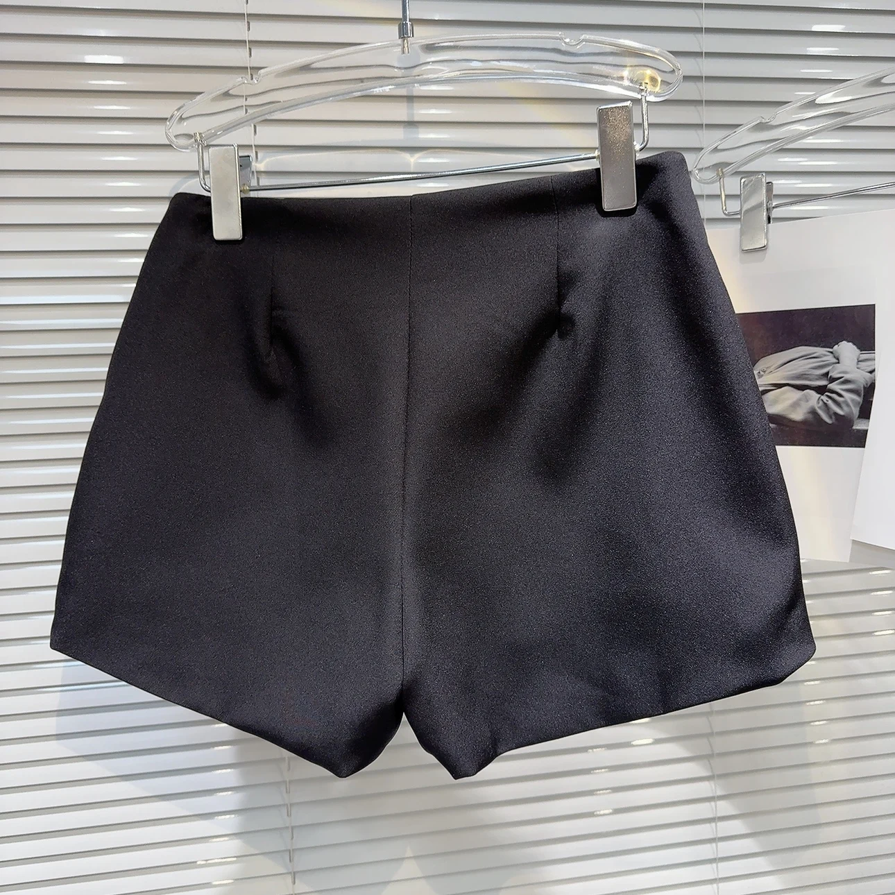 2024 Spring and Summer New Fashion 3D Rose Flower Shorts Loose Temperament Slim-fit Hot Girl Short Women's Pants All-matching