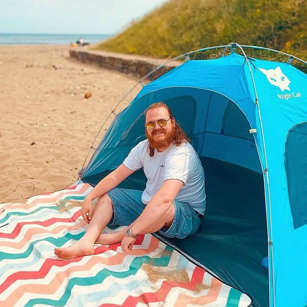 Tenda da spiaggia tenda da sole da campeggio portatile per 2-4 persone  protezione UV finestra traspirante a 3 maglie facile da installare  all'aperto
