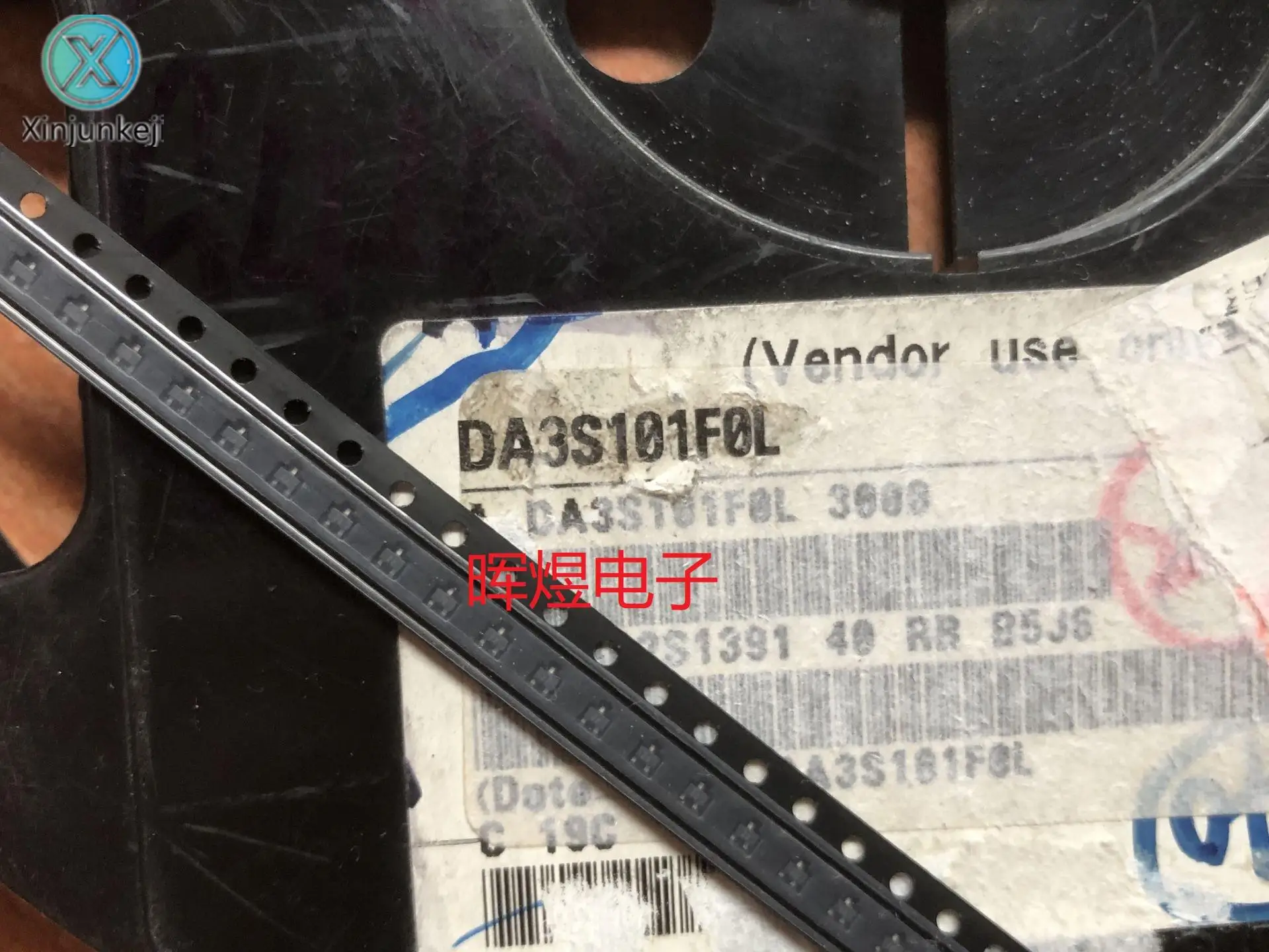 

10pcs orginal new DA3S101F0L switching diode SOT-523 silk screen 22