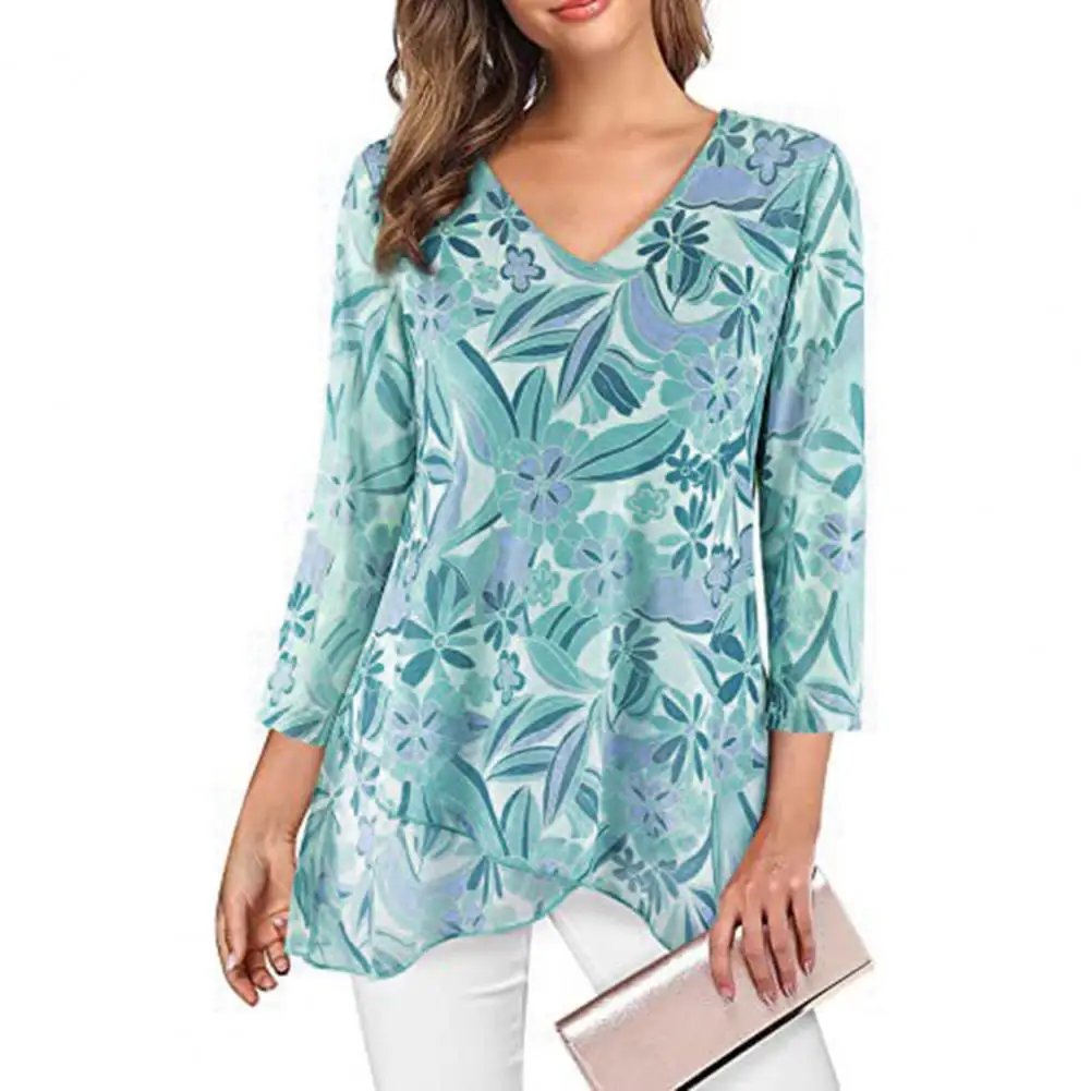 

Three-quarter Sleeve Blouse Stylish Women's V Neck Print Top Trendy Three Quarter Sleeve Asymmetric Hem Soft Pullover for A Chic