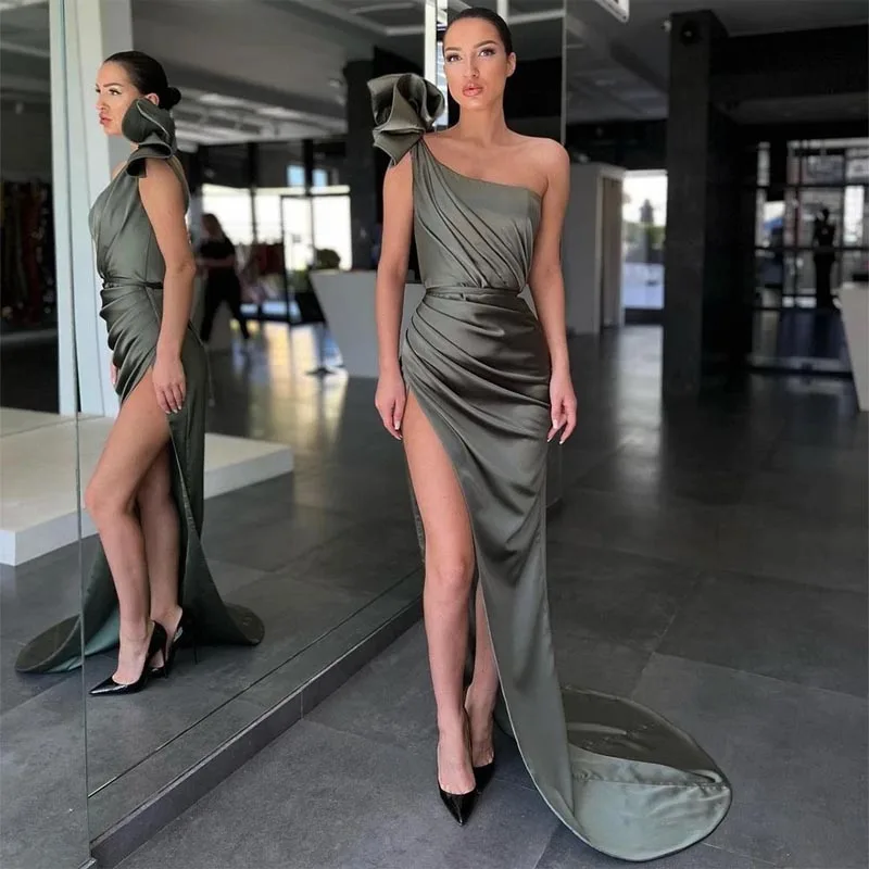 

Gorgeous Green High Side Split Satin Mermaid Prom Dresses Pleat Ruched Evening Dress Weeding Party Gownفساتين الحفلات